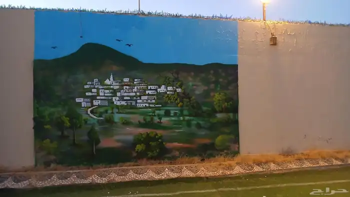 رسم المباني السعوديه القديمه الاثريه علي الجدار ابو منار الر 2