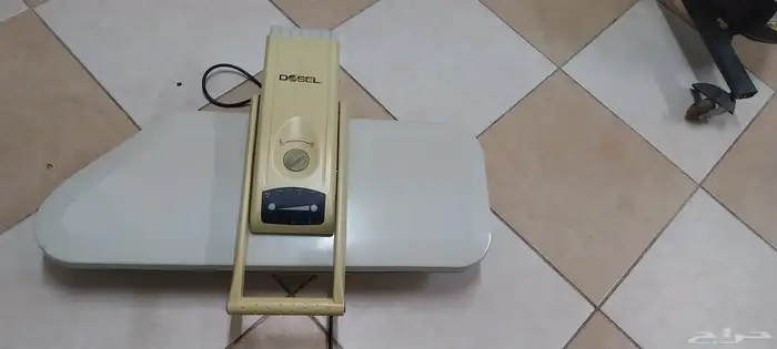 مكواة ملابس حق المغاسل نوعها DOSEL 8