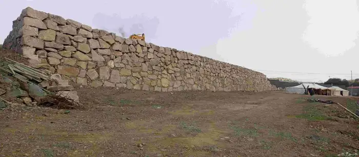 معلم حجر 0
