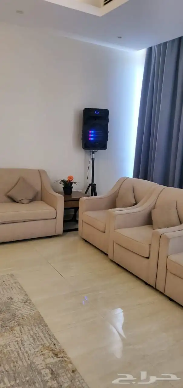 تأجير سماعات بكل انواعها 4