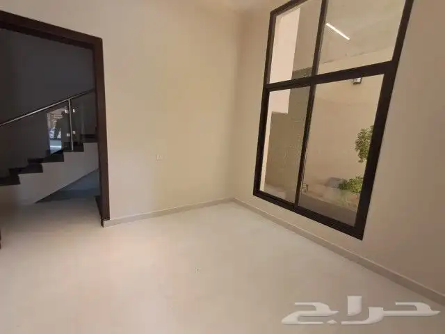فيلا للبيع في حي العريجاء الوسطى 3