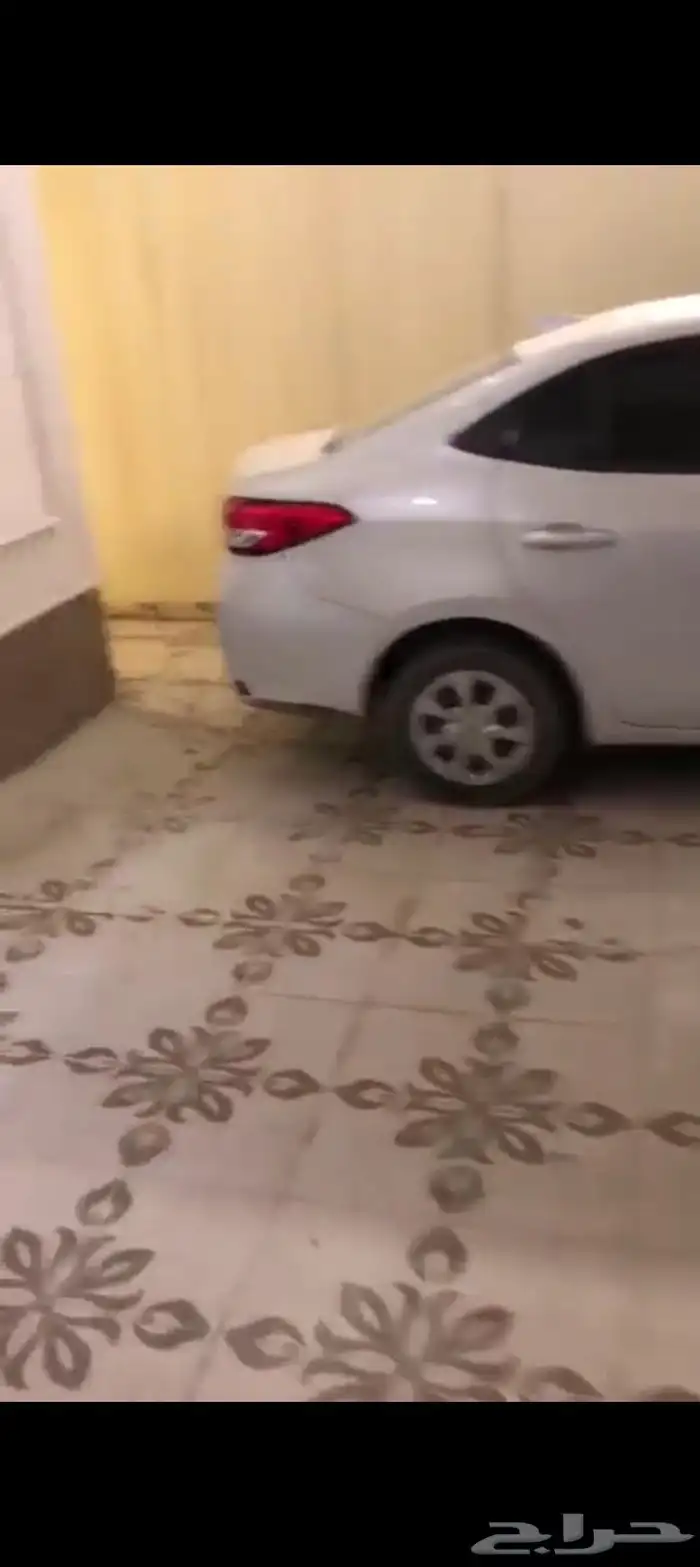 دور ارضي مستغل للبيع مساحه 375 متر بحي الرمال 4