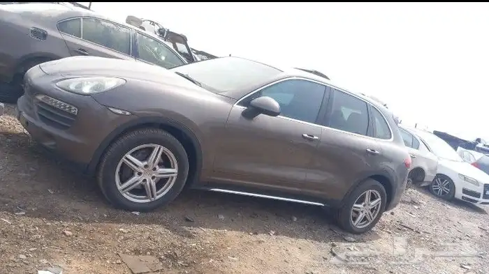 يوجد لدينا جميع انواع قطع غيار السيارات المستخدمه تشليح 0