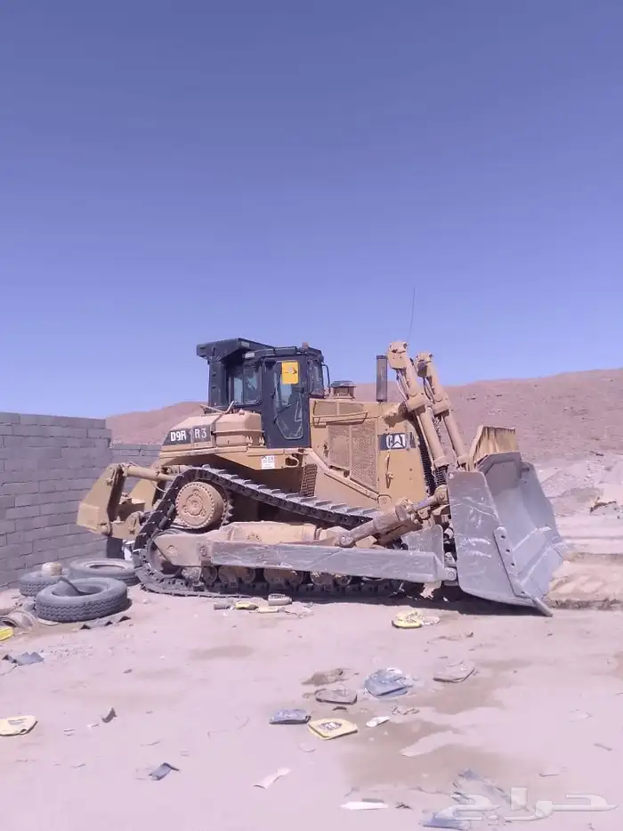 بلدوزر للبيع شغال للبيع 2