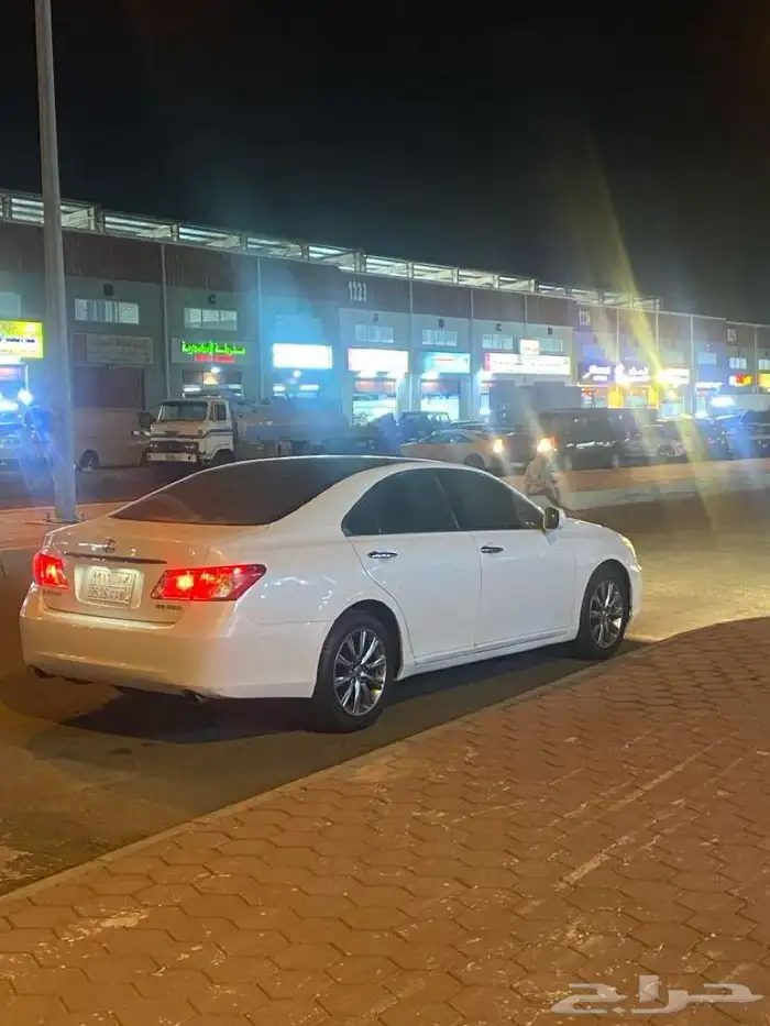 لكزس اي اس 350 5