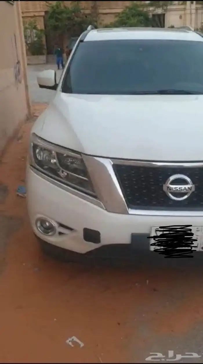 Nissan Pathfinder  2013  Full Options 3