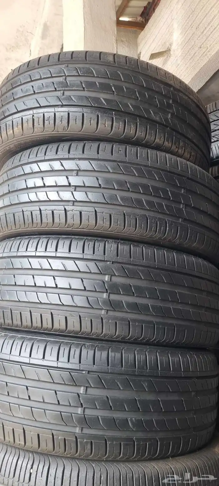 4طقم كفرات رادستون كوري مستخدم نضيف مقاس الكفرات 225 45 19 0