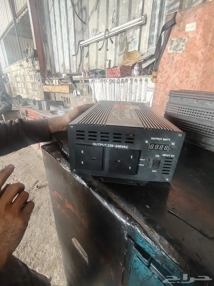 2محولات من12فلت إلى 220َكلها 2000واط التايواني 300والصيني280 4