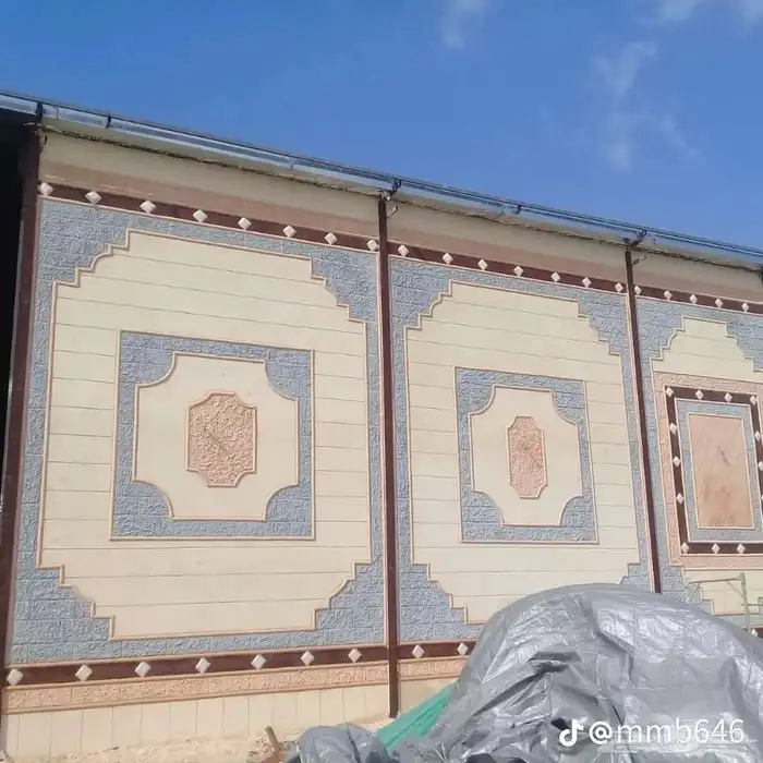 لياسه ملونه باللاسمنت الابيض وبطحاء الرياض وسافيثو مع عزل ال 1