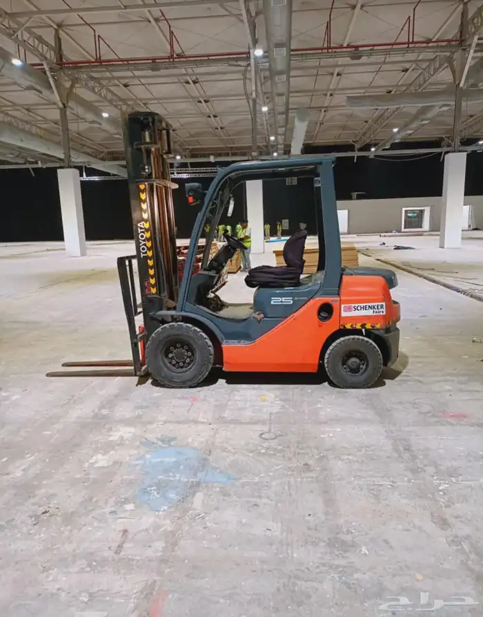 فوركلفت رافعات شوكيه كرينات للأيجار 7