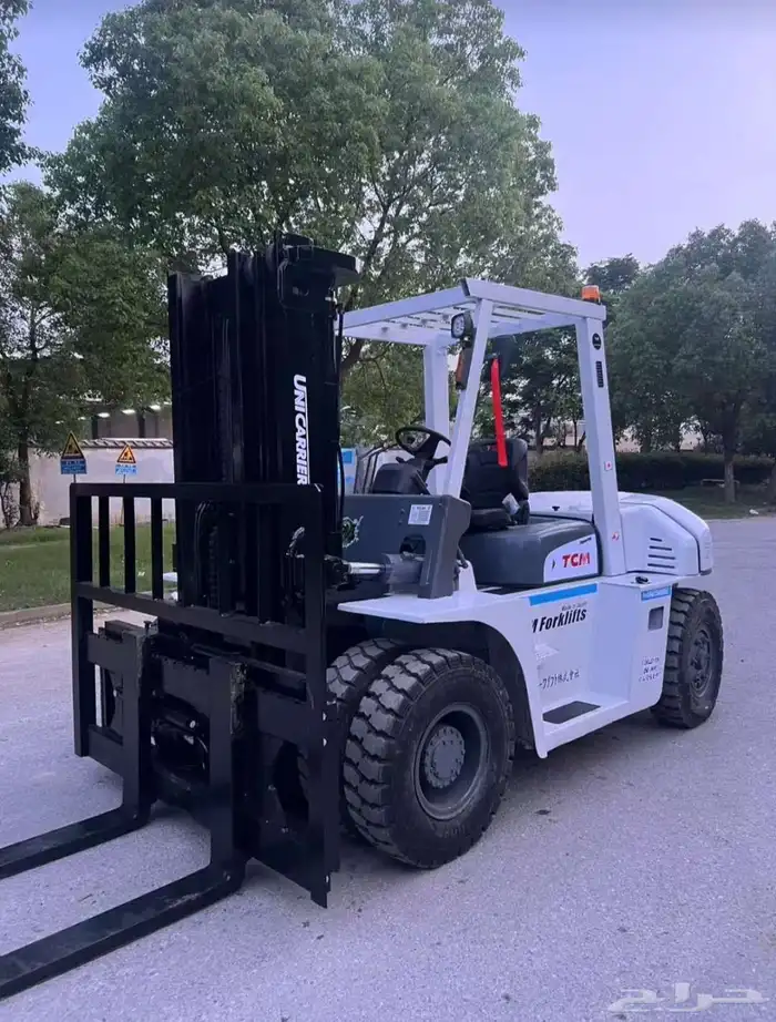 فوركلفت رافعات شوكيه كرينات للأيجار 8