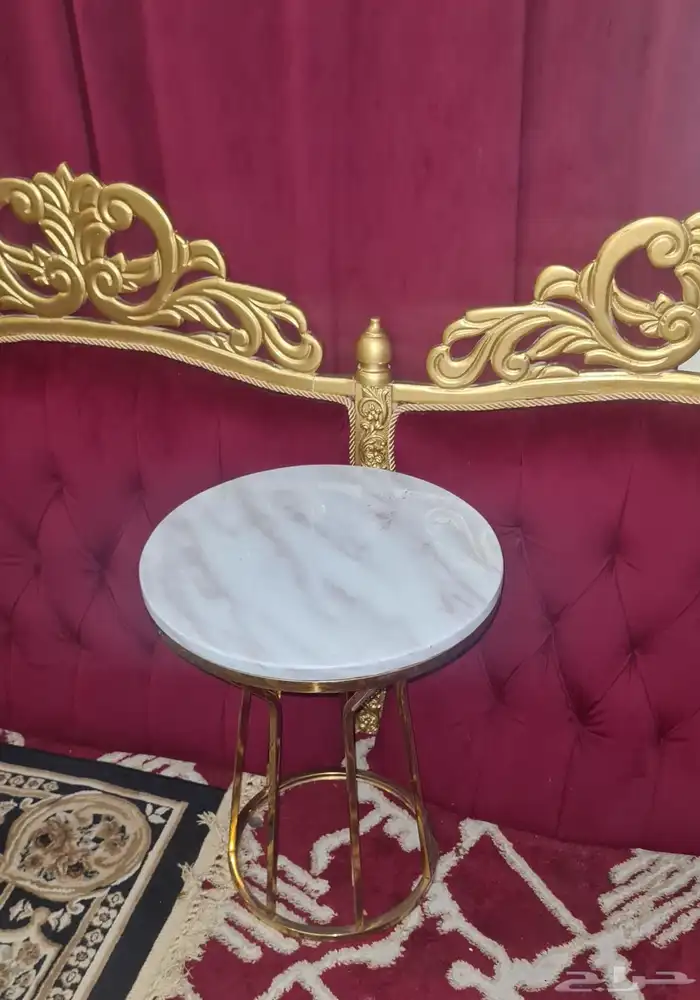 ثلاجة وشاشة تلفزيون واغراض أخرى للبيع 2