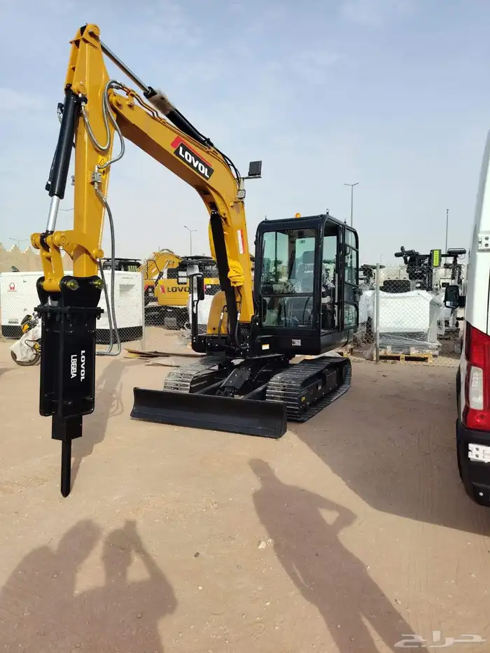 للإيجار   حفار ميني (Mini Excavator) حفار ميني حديث من 0