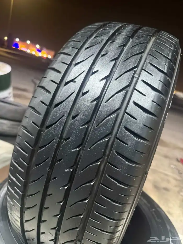 كفرات يويو 215 55 17 2