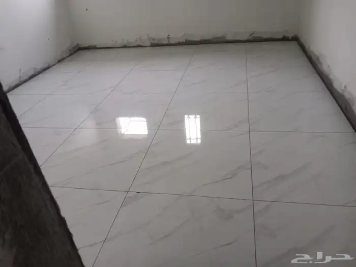 مبلط يمني تحت إشراف مهندسين 14