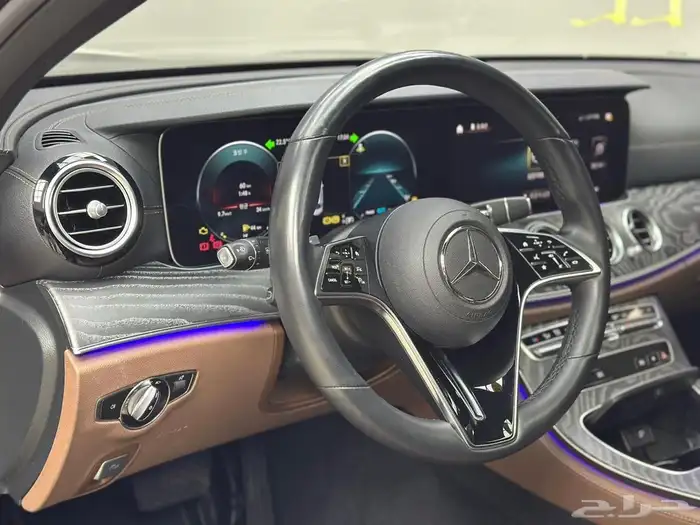 MERCEDES E350 2022 12