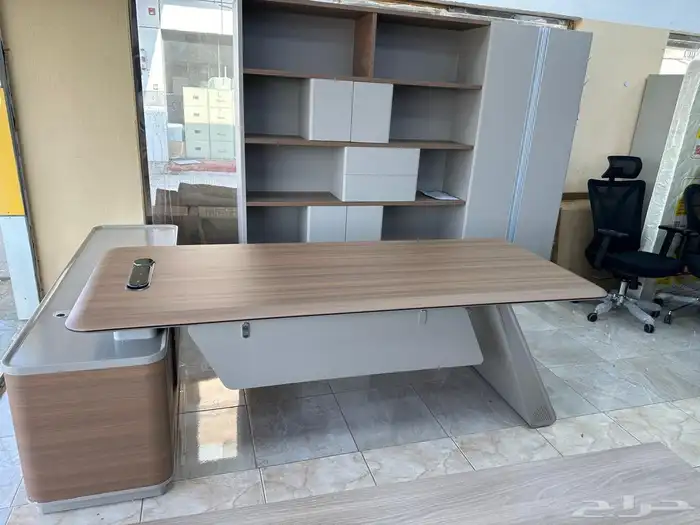 modern manager desk set and staff desks 16