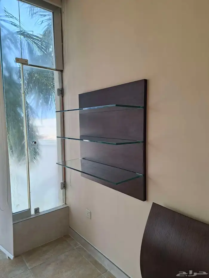 ارفف زجاجيه 1