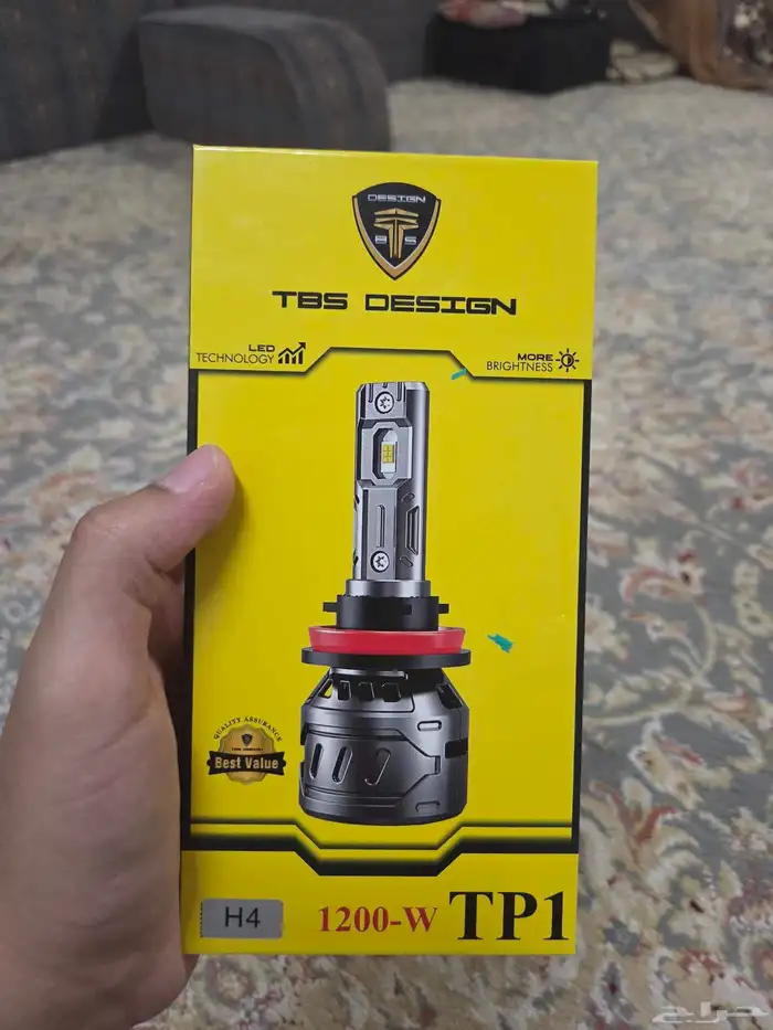 انوار ليد للسيارة شواحن للجوال بالسيارة حساسات خلفيه 12