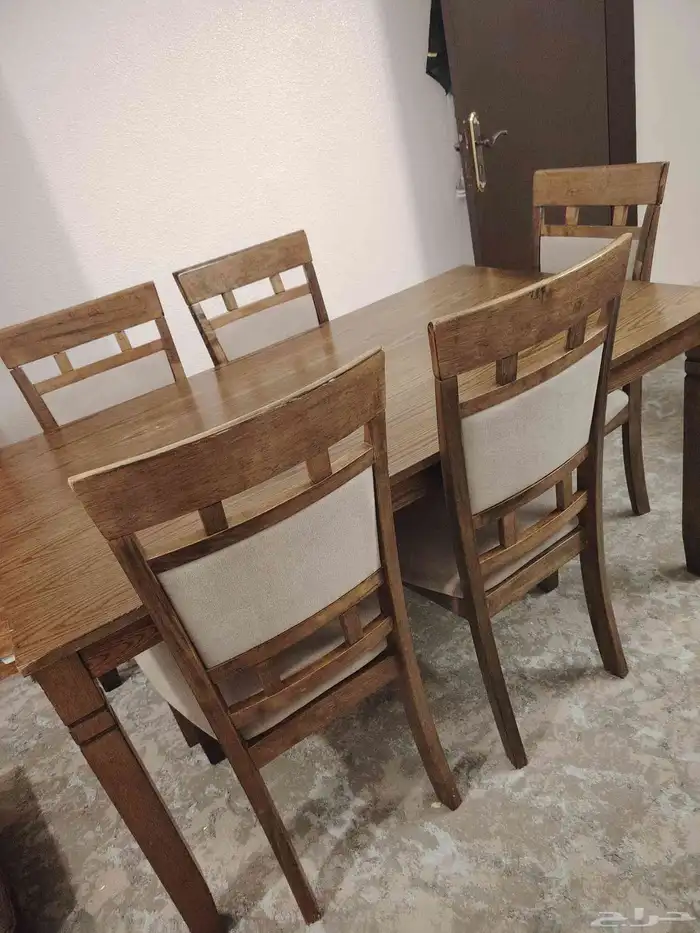 طاولة طعام ب5 كراسي للبيع 3