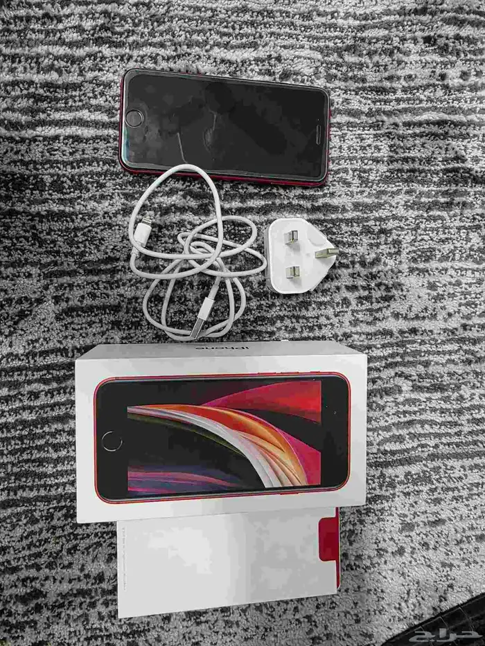 ايفون SE 1