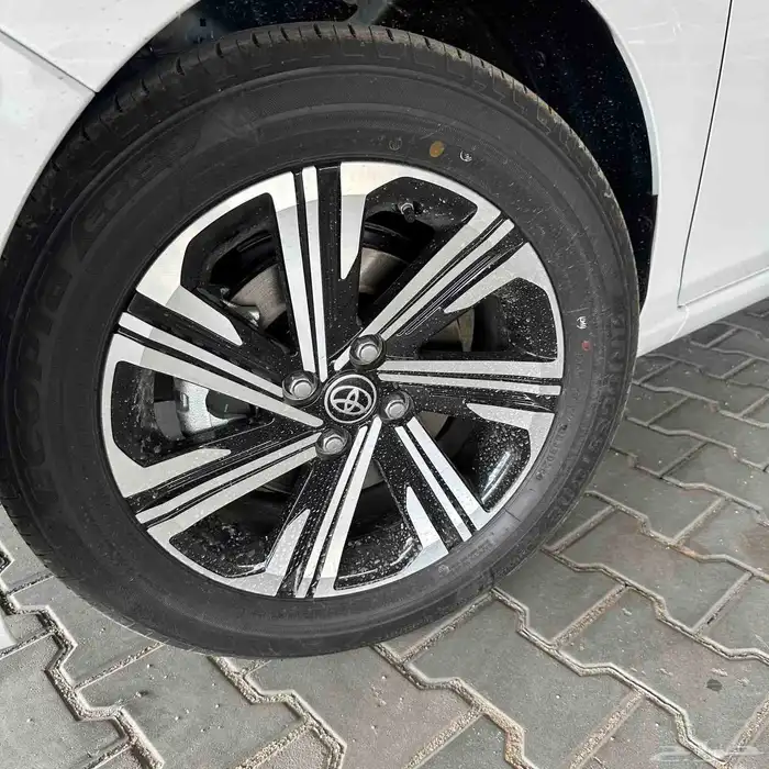 تويوتا يارس واي بلس 2026- TOYOTA YARIS Y PLUS 5
