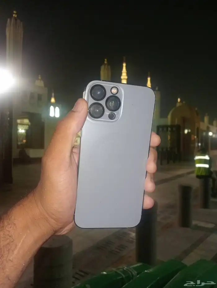 ايفون 13برو مكس مساحه 256 بطاريا 76 استعمال خفيف 0