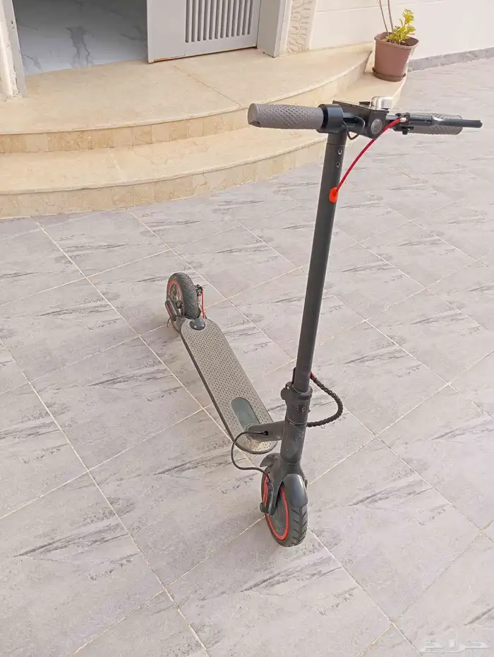 سكوتر الكهربائية للبيع مستعجل 0