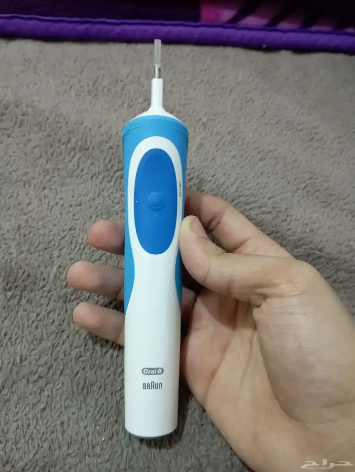 فرشة اسنان oral B الكهربائية oral B vitality 0