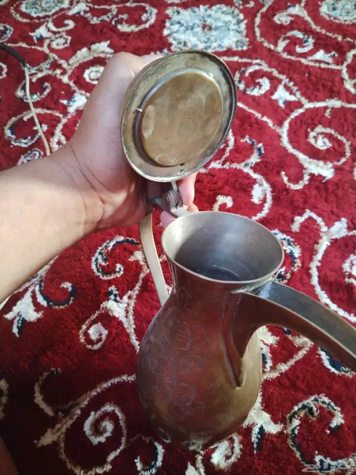 للبيع دله له مايقرب 70 سنه والبيع لاعلئ حد 4