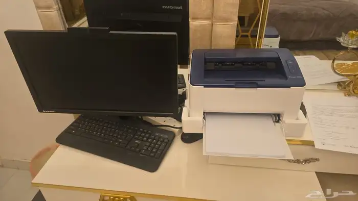 كمبيوتر مكتبي مع طابعه جديد لها اسبوع دون استخدام. 0