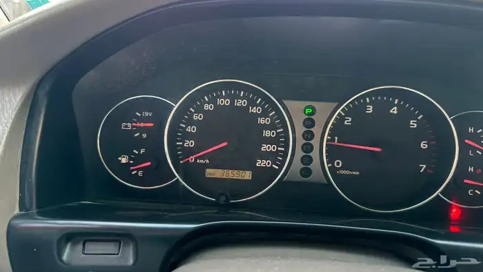 تويوتا لاندكروزر 2004 ماشي 365 الف كيلو 13
