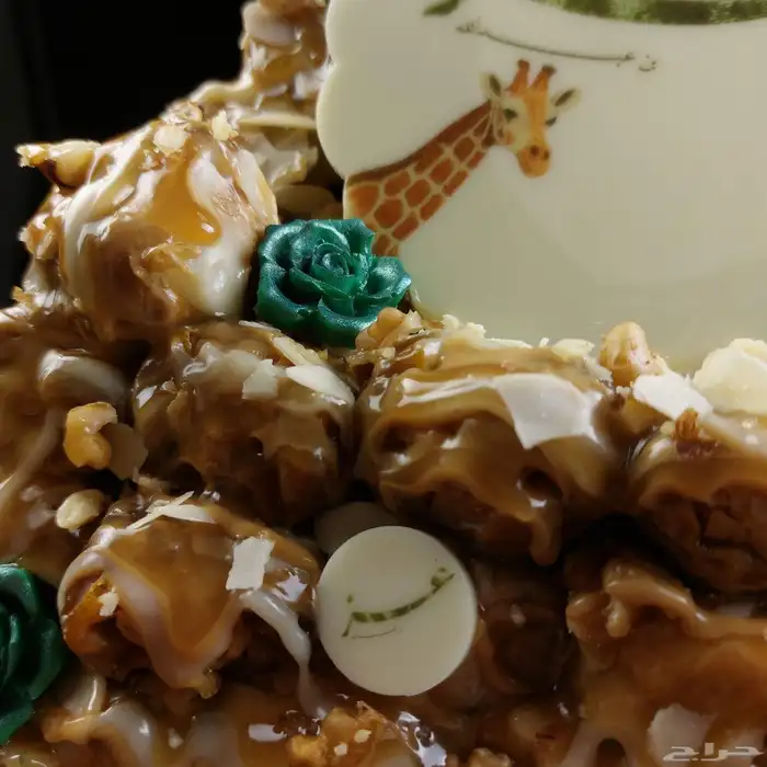 كوكيز وشوكلاتة وتمر محشي 21