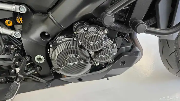 Suzuki gsx-s1000gx 2024 4000 km 5
