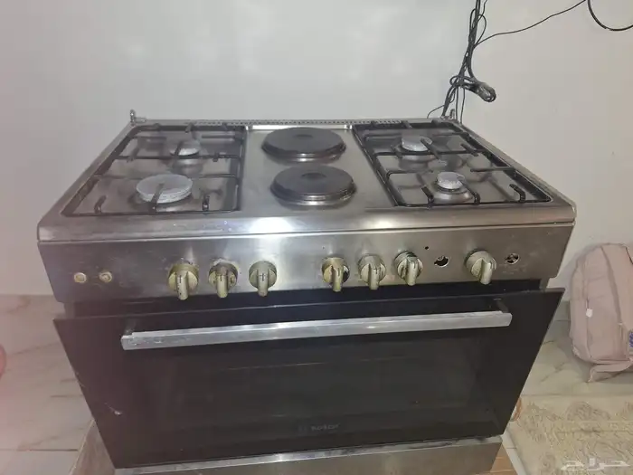 فرن مستعمل غاز وكهرب 0