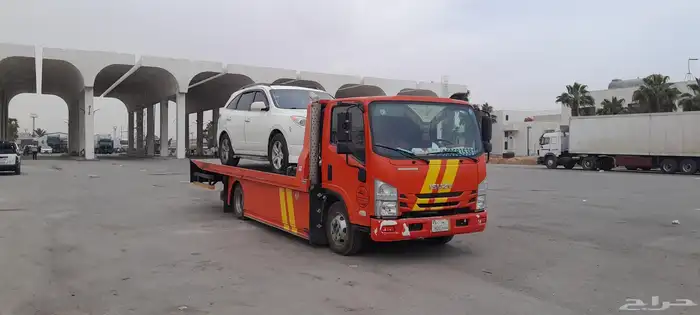 سطحه هيدروليك رفحاء لنقل السيارات داخل وخارج المملكة بأسع 1