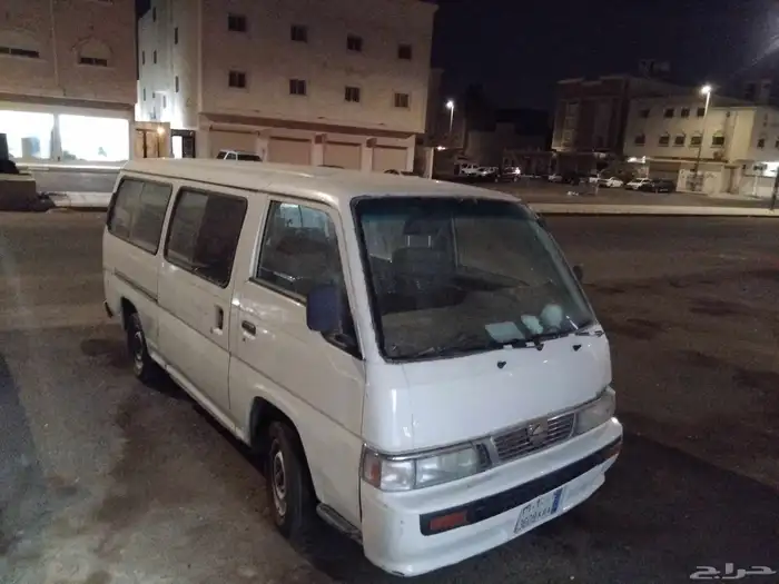 باص نيسان 2001 0
