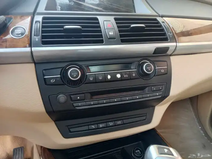 بي ام دبليو ( 2011 ) X5 فل كامل V6 نظيف جدا 15