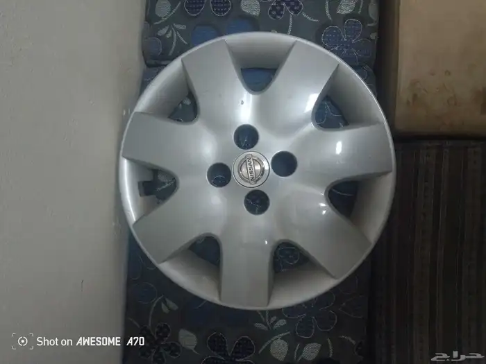 طاسه نيسان للبيع العدد واحد 0