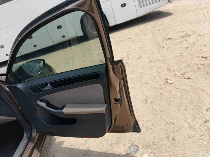 Volkswagen Jett full automatic option 1 model. 2012 7
