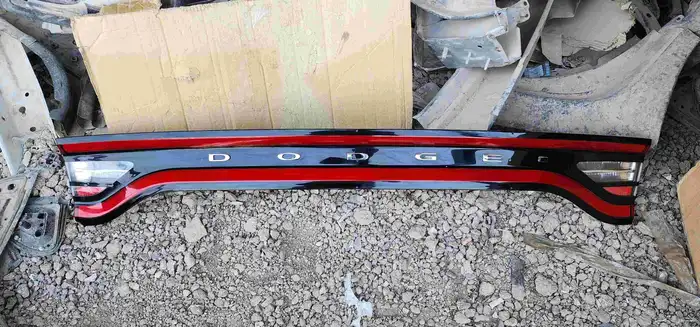 اسطب شنطه دوج تشارجر 2015-2024 0