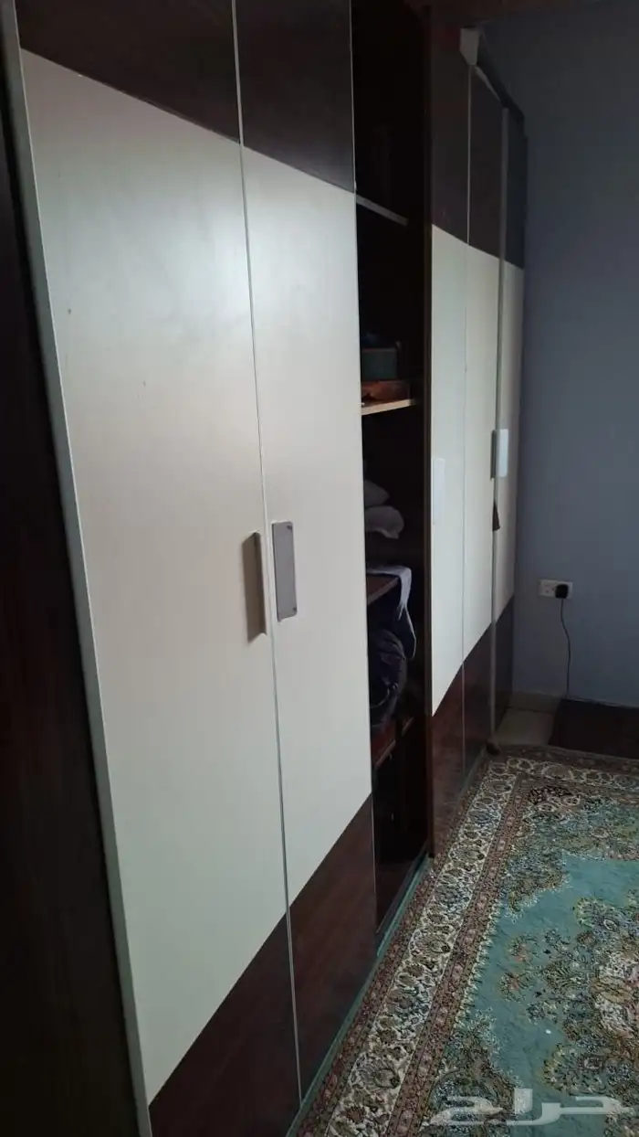 أثاث مستعمل  دولاب  تسريحة  كنب  مراية 1