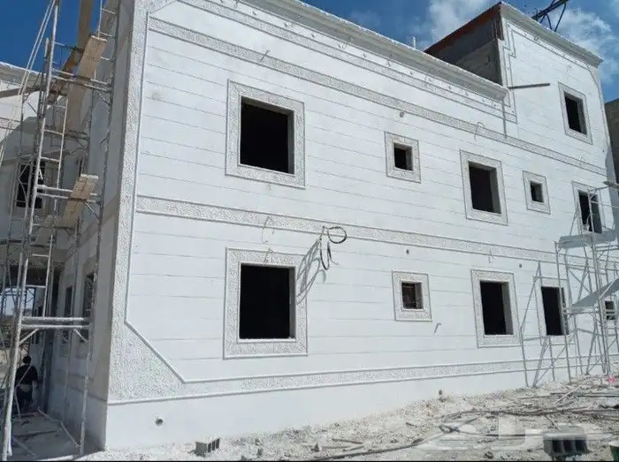 ليسه ملونه بجميع اشكلها سمنت ابيض وبطحا اريض معا العزل 1