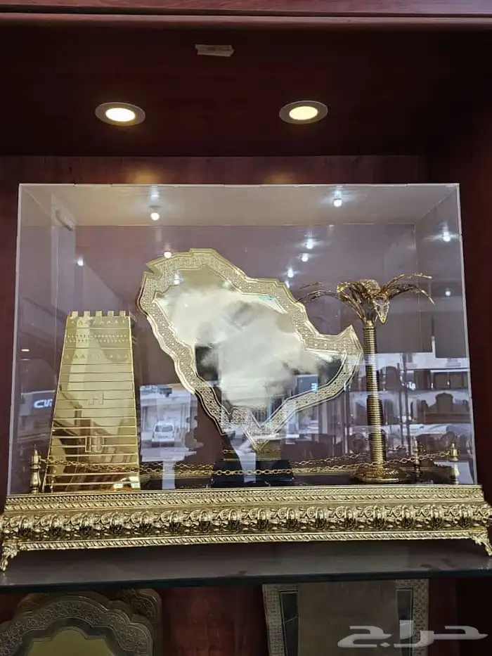 هدايا اطقم دروع و سيوف فاخرة 16