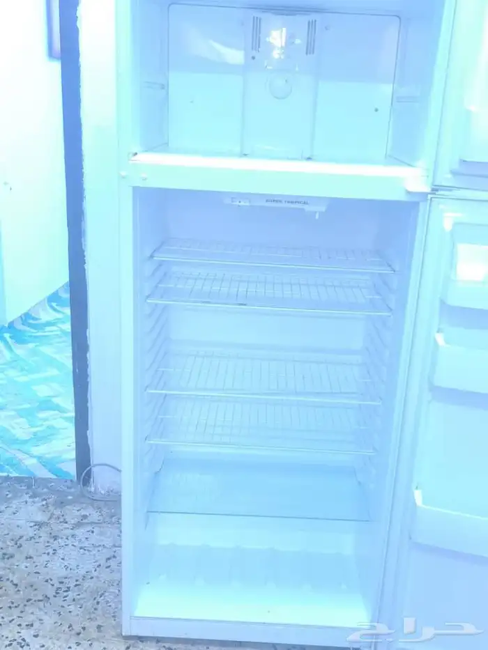 ثلاجة تحتاج شحن فريون فقط 0