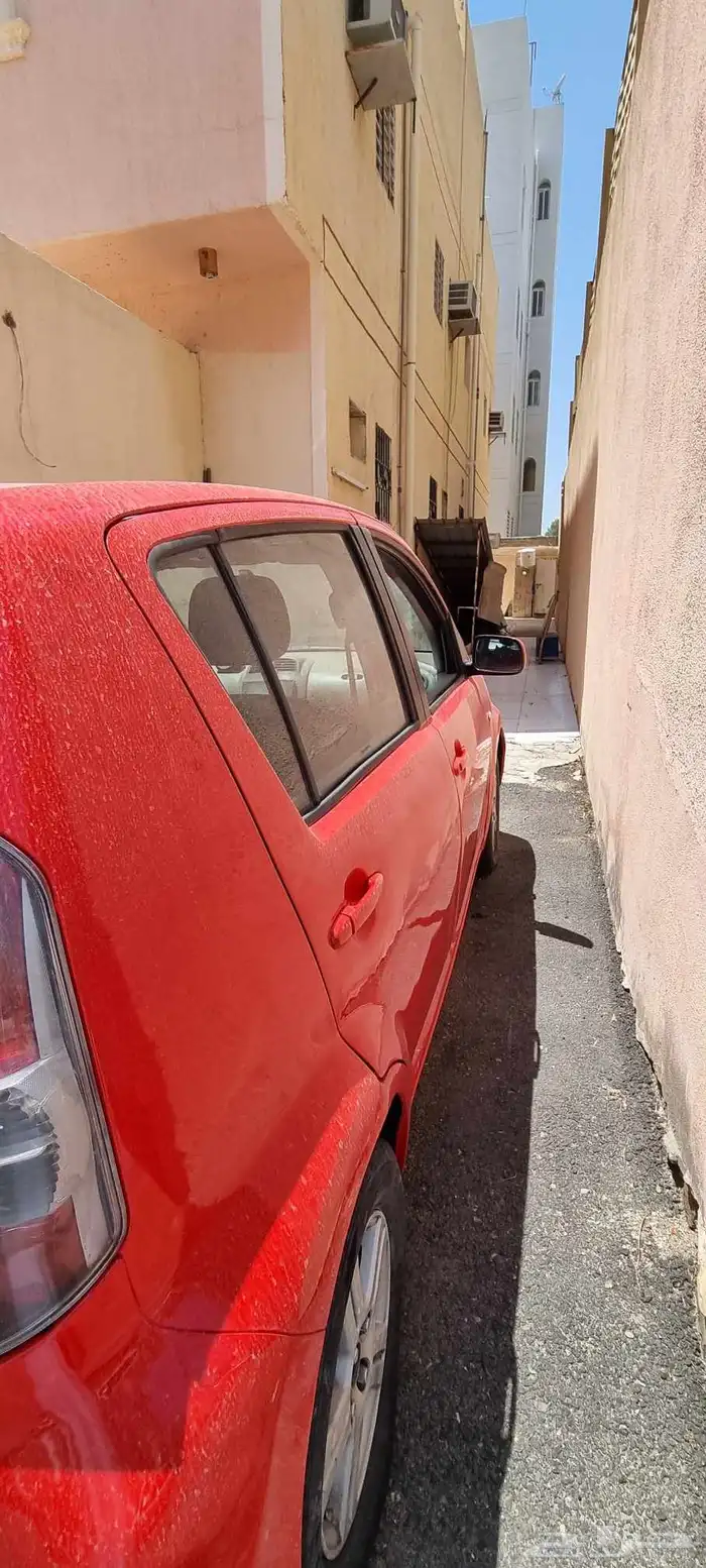 ديهاتسو سيرون تماتيك 1