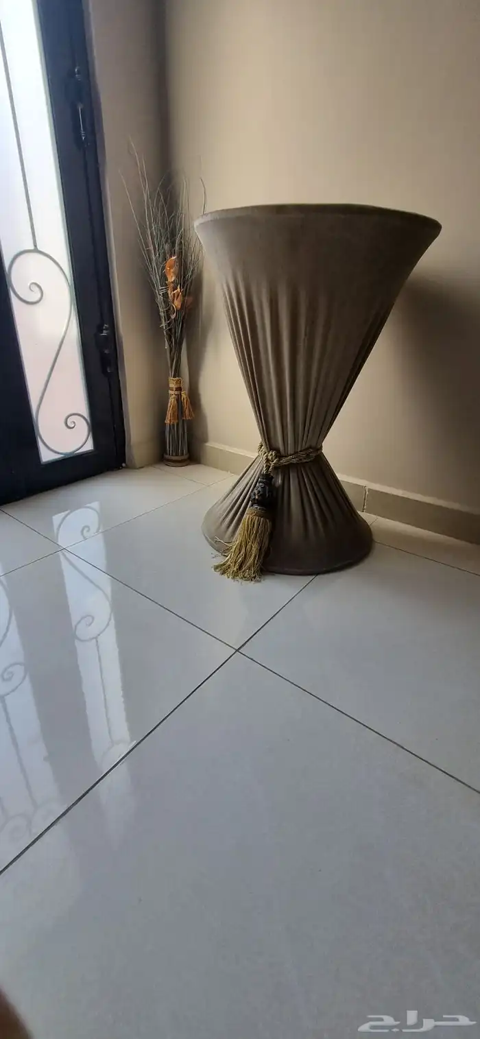 كنبات فخمة 0
