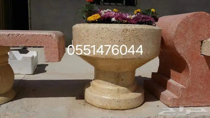 حواجز خرسانية زينة حدائق قواعد اعمده مصدات مناهيل 1