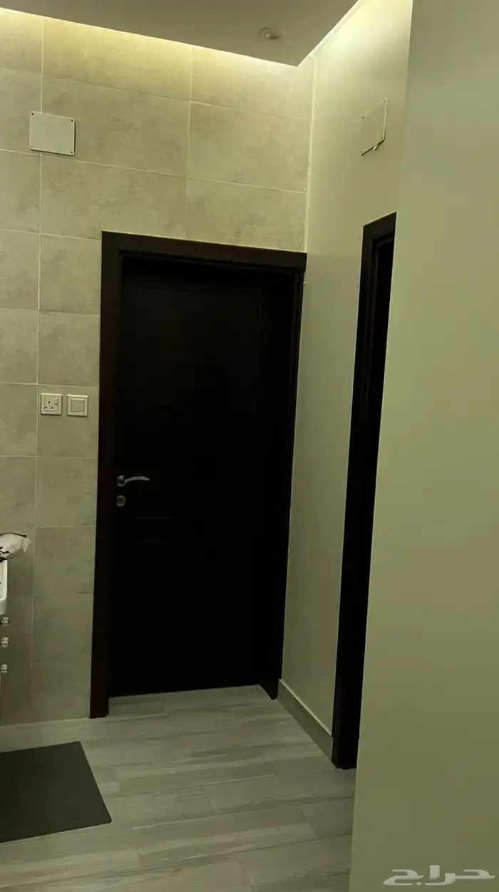 عمارة للبيع بمخطط بهر دورين 7