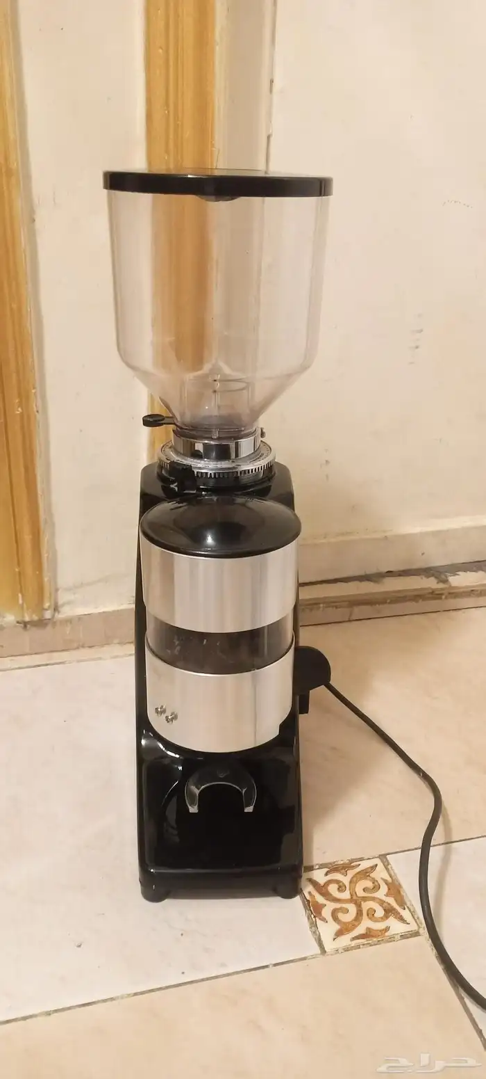 مطحنة قهوة ايطالي بتحكم ديجيتال 4 3